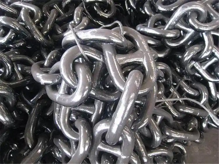 Anchor chain available in a range of diameters