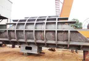 Bow thruster installation in the hull