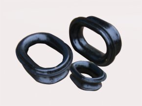 Deck mounted mooring chock with rounded edges